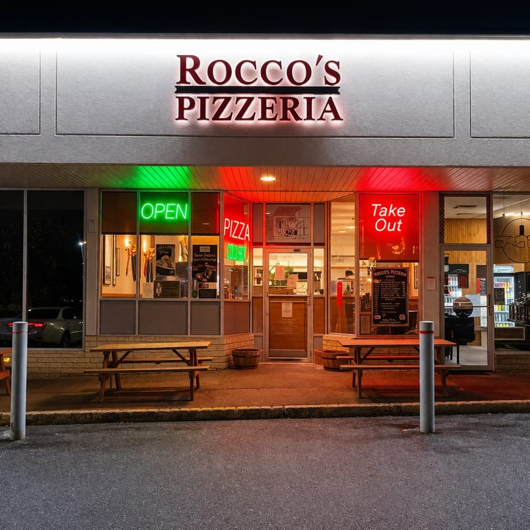 Welcome to Rocco's Pizzeria
